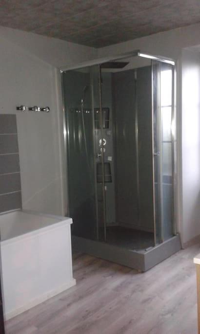 Grand Appartement Tres Clair Pres Centre Ville Argentat Extérieur photo